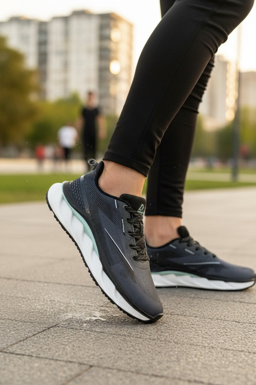 Enoch Yeni Nesil Koşu ve Yürüyüş Odaklı Dinamik Esnek Tabanlı Sneaker