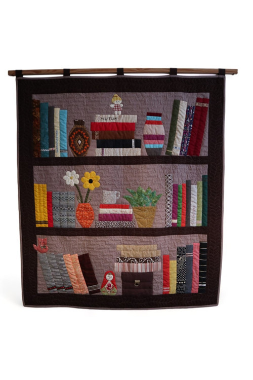 Patchwork Üç Raf Kitaplık Duvar Panosu