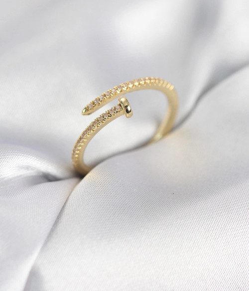 Çivi Model Zirkon Taşlı Gold Renk Kadın Yüzük