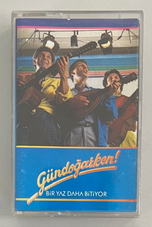 Grup Gündoğarken Bir Yaz Daha Bitiyor Kaset (Orjnal Dönem Baskı Kaset)