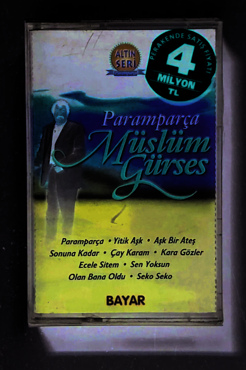 Müslüm Gürses Paramparça Kaset (Sıfır Jelatininde Dönem Baskı)