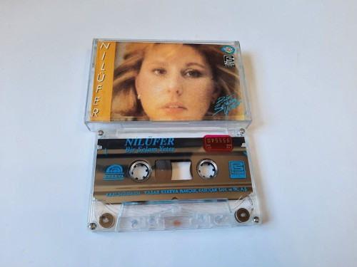 Nilüfer Bir Selam Yeter Cam Baskı Kaset