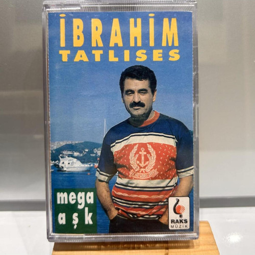 İbrahim Tatlıses – Mega Aşk Kaset