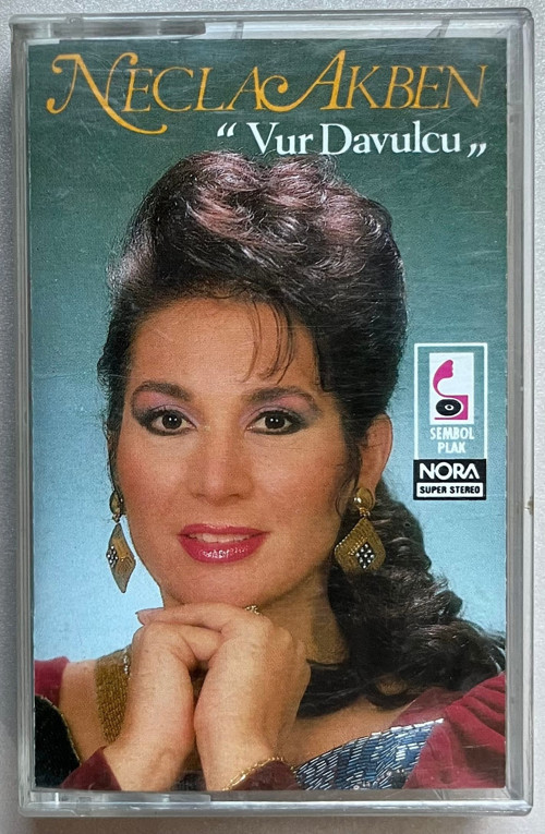 Necla Akben Vur Davulcu Kaset (Orijinal 1998 Dönem Kağıt Baskı Kaset)