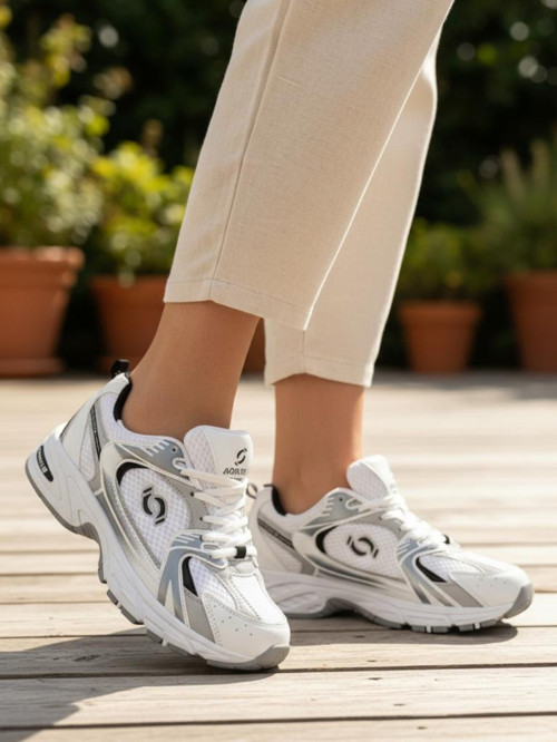 530 Kadın Beyaz Gümüş Ortopedik Triko Yürüyüş Spor Ayakkabısı, Günlük Sneaker