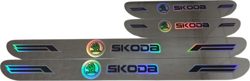 Skoda Hologram Logolu Araca Özel Marka Logolu Aynalı Kapı Eşiği Koruyucu Yapıştırma 4'Lü Set