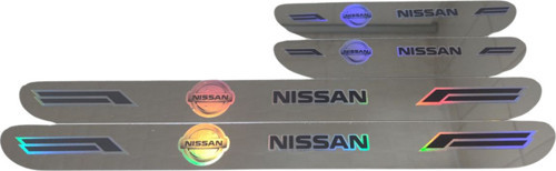 Nissan Hologram Logolu Araca Özel Marka Logolu Aynalı Kapı Eşiği Koruyucu Yapıştırma 4'Lü Set