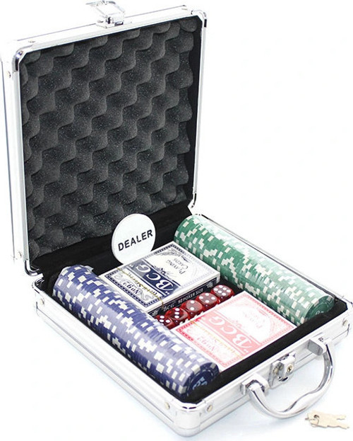 Metal Çantalı 100 Chipli Poker Oyunu Liv3895