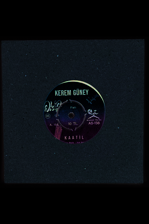 Kerem Güney Aklın Para Fikrin Para - Kaatil 45 lik Plak (Orjinal Dönem Baskı)