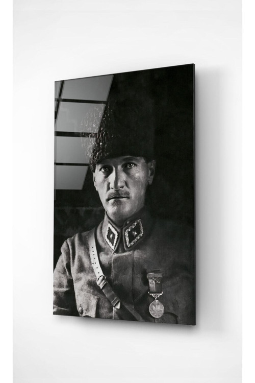 Atatürk Cam Tablo