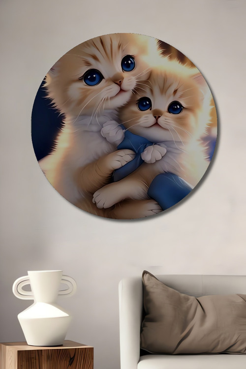 Sevimli Yavru Kediler Yağlı Boya Görünümlü Dekoratif Ahşap Tablo Yuvarlak Duvar Tablosu