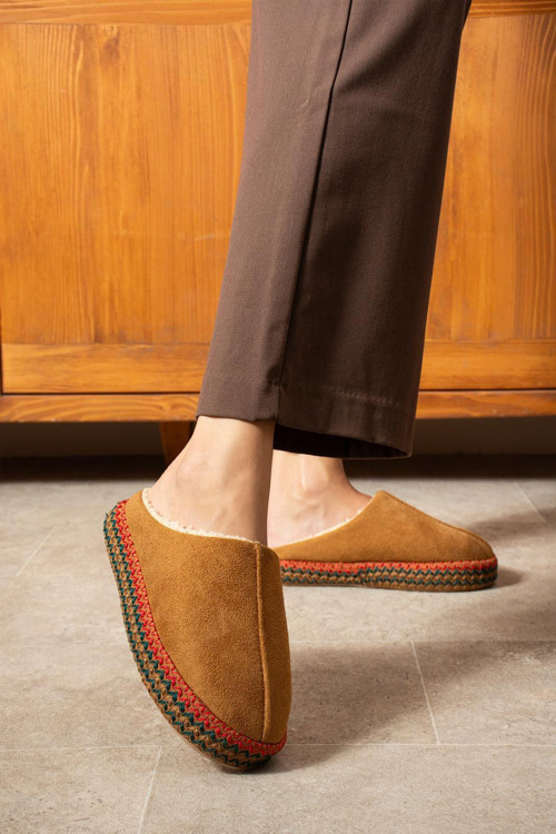 İçi Tüylü Yüksek Tabanlı Kadın Ev Terliği