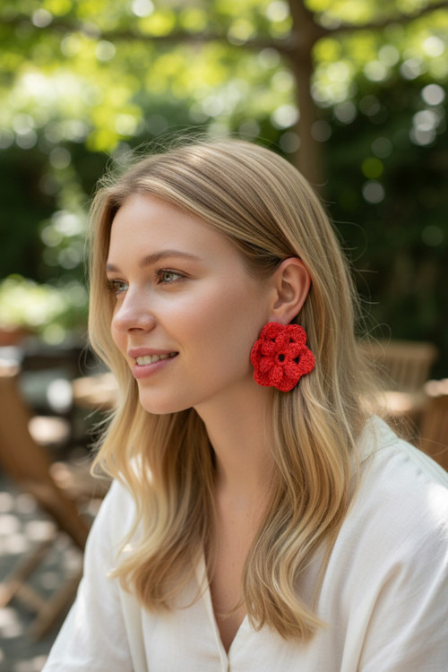 Çiçek Motifli Örgü Turuncu Küpe