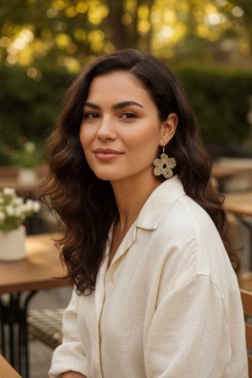 Örgü Rafya Çiçek Model Sallantılı Küpe