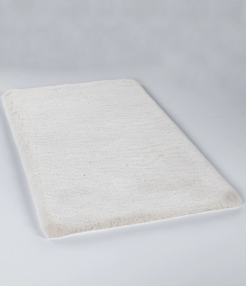 Palma Krem Peluş Post Düz Şekilli Halı