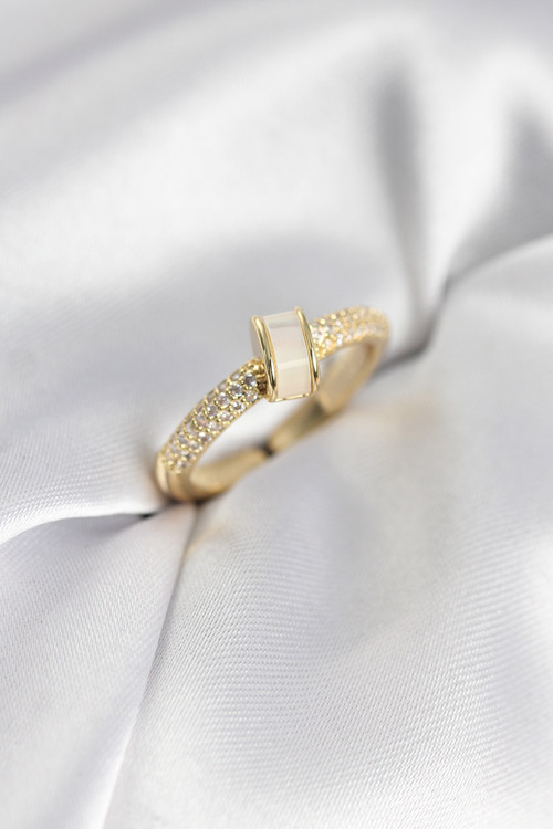Zirkon Taşlı Sedefli Gold Renk Kadın Yüzük - EBJ260214W39536