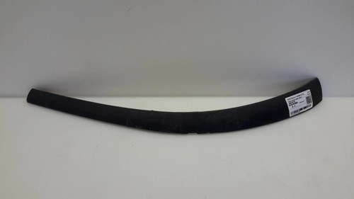 Toyota Auris Ön Tampon Karlık Sıyah Sağ 2007 (Oem No: 7685102120)