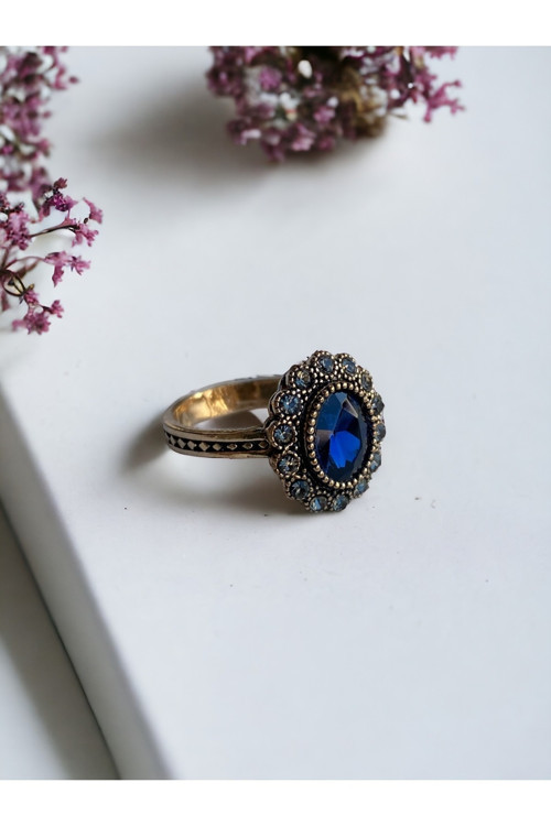 Kristal Taşlı Oval Yüzük