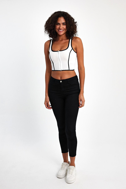 Ön Fermuarlı Kontrast Biyeli Rib Crop Atlet – Esnek Kumaş, Modern ve Trend Tasarım