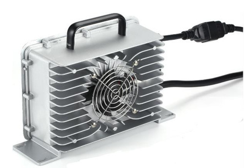 Roypow Smart LifePO4 Akü Şarj Cihazı 24V
