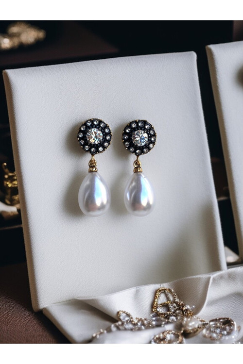 Elmas Montür Zirkon Taşlı Yuvarlak İnci Sallantılı Küpe