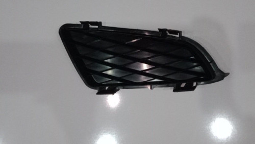 SİS KAPAĞI ÇERÇEVESİMAZDA 6 2003-2006 SAĞ (SİSSİZ)