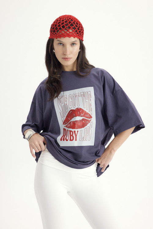 Lip Print Oversize Füme T-Shirt