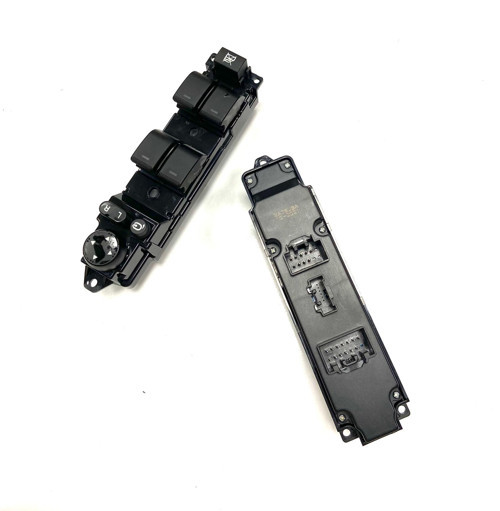 CAM AÇMA DÜĞMESİ MAZDA 6 2009-2012 ÖN SOL