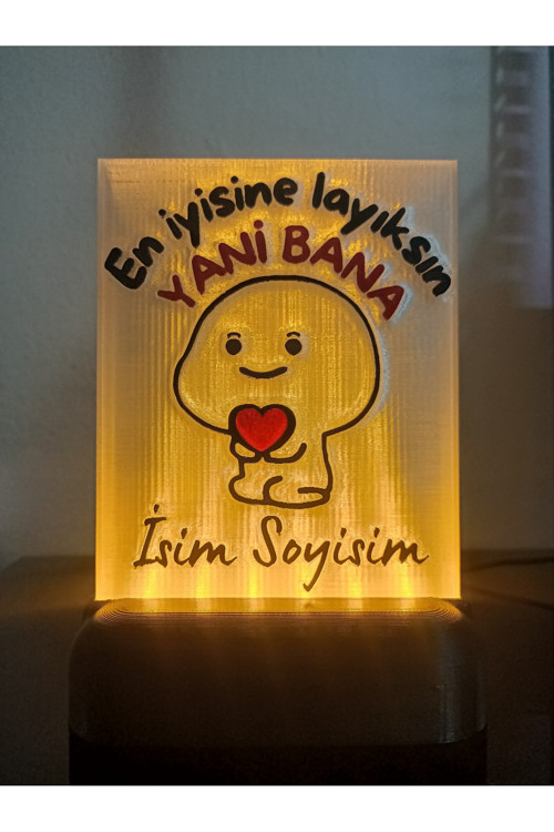 Kişiye Özel İsimli Hediyelik Kablolu Led Lamba - M9 - En İyisine Layıksın Yani Bana - Amber Işıklı