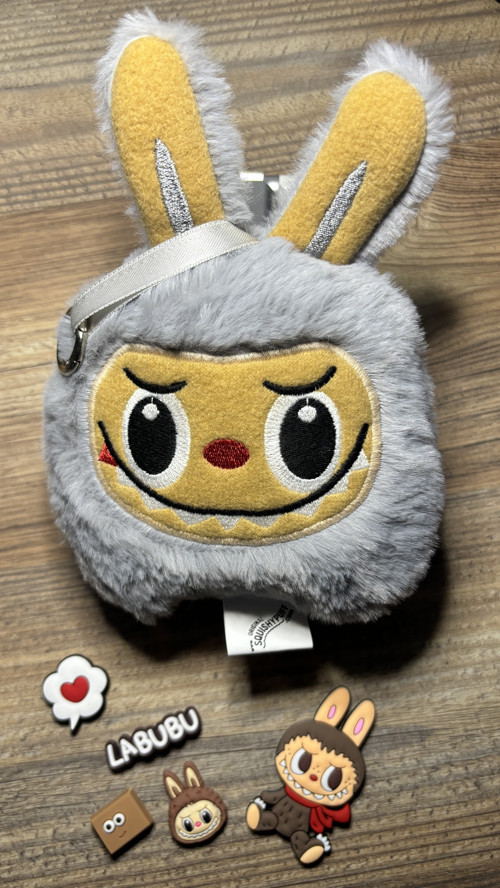 Labubu Peluş Anahtarlık (15cm*20cm) ve Sticker Seti