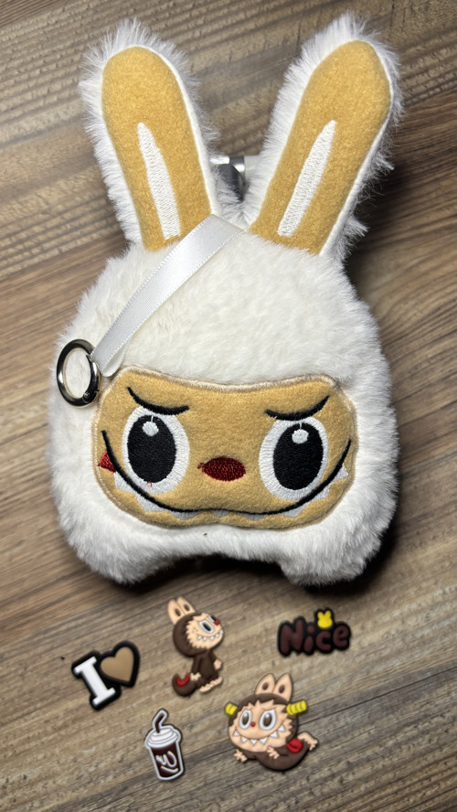 Labubu Peluş Anahtarlık (15cm*20cm) ve Sticker Seti