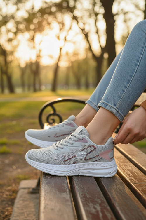 Kadın Siyah Hafif Koşu ve Yürüyüş Ayakkabısı Rahat Sneaker