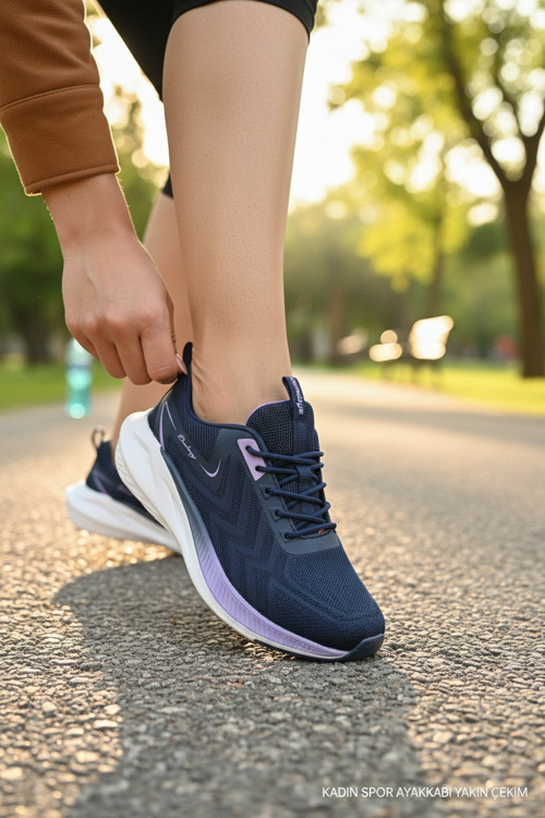 Kadın Spor Ayakkabı Degrade Geçişli Tasarım Ve Anatomik Comfort Tabanlı Koşu Ve Yürüyüş Sneaker