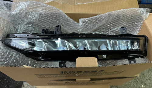 Skoda Super B Sol Sis Far 2020-2023 3V5941699