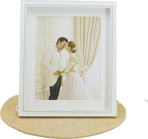 Led Işıklı Fotoğraf Çerçevesi Beyaz 26*31