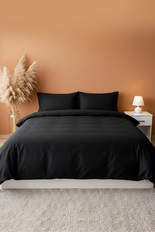 Elegant Siyah Saten Çift Kişilik %100 Pamuklu Nevresim Takımı - 4 Parça