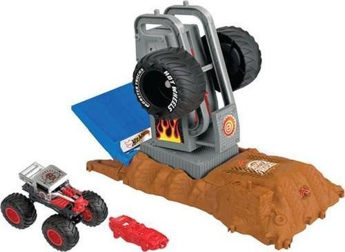 Monster Trucks Arenada Mücadeleye Başlangıç Setleri HNB87 HNB88