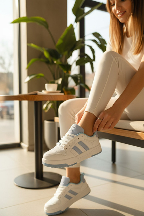 Kadın Renkli Şerit Detaylı Şık Sneaker Yürüyüş Ayakkabısı