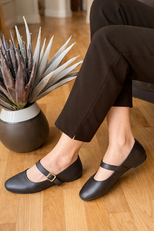 Kadın Babet Bantlı Kemerli Rugan Hafif Rahat Şık İş Ofis Günlük Ayakkabı