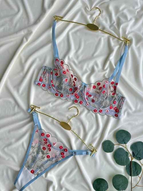 NOATEKS Bebe Mavisi Üzerine Kırmızı Gelincik Nakış İşlemeli Şeffaf Tül Bralet Takım