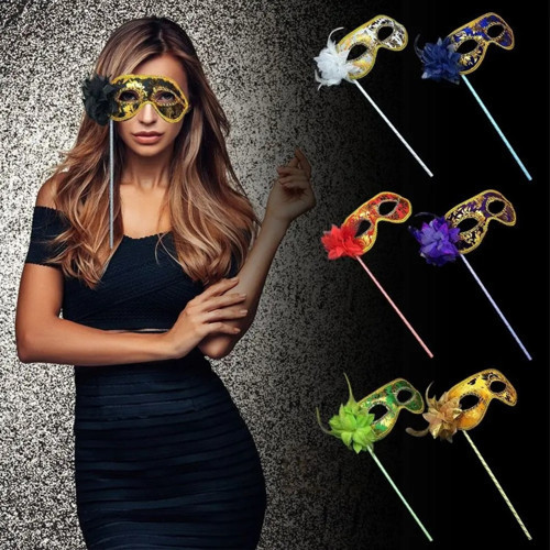 NessiWorld Lüks Saplı Maskeli Balo Maskesi Kırmızı Renk 35 cm