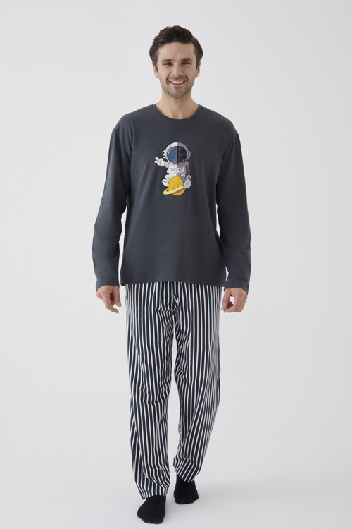 Erkek Pamuklu Uzun Kollu Üst Astronot Baskılı Alt Çizgili Pijama Takımı