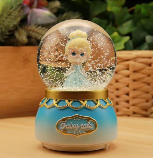 Disneyland Peri Masalı Işıklı ve Müzikli Kar Küresi Büyük Boy