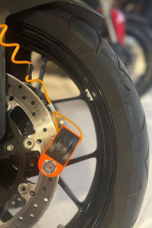 606Mva 6 Mm Renkli Alarmlı Motosiklet Disk Kilidi Turuncu