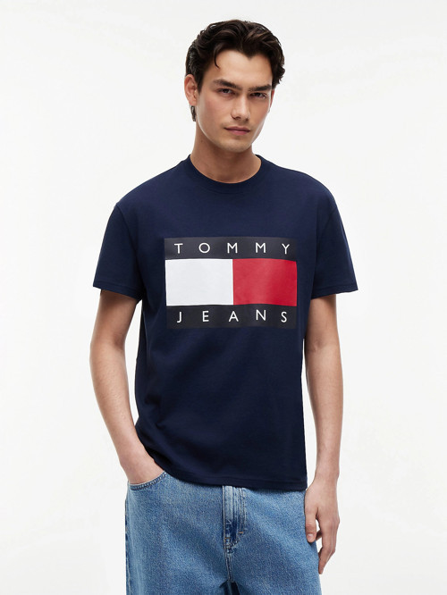 TJM Normal Kesim Büyük Bayraklı Kısa Kollu Erkek Mavi T-shirt DM0DM22645C1G
