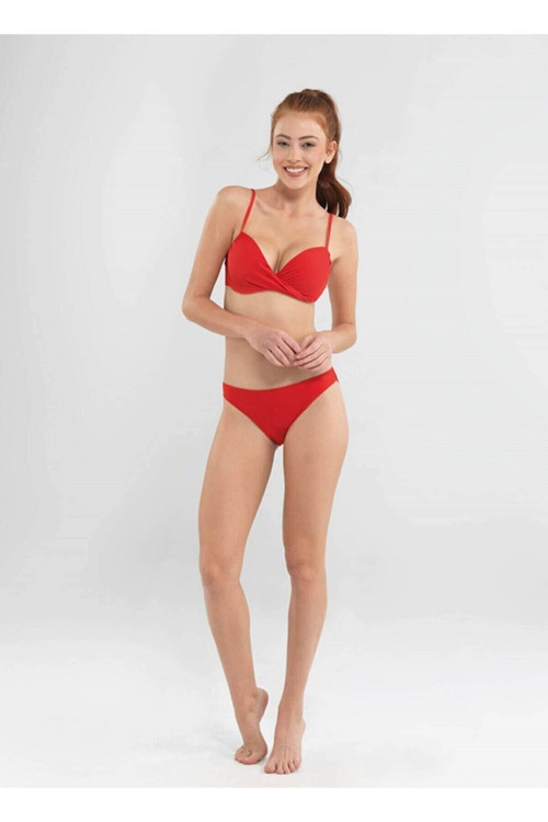 8590 Bikini Altı