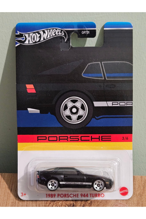 1989 Porsche 944 Turbo (Uzun Kart)