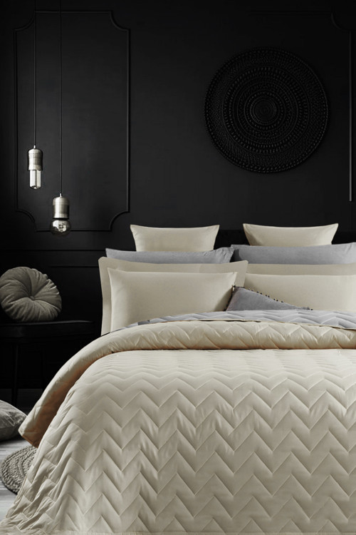 Çift Taraflı Kapitone Çift Kişilik Yatak Örtüsü Seti Bej