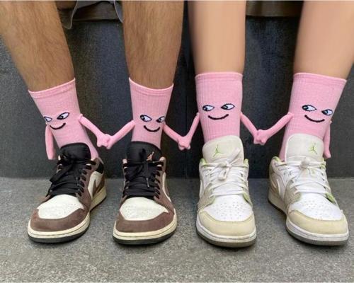 Mıknatıslı El Ele Tutuşan Çorap Arkadaşlık Spor Çorabı Pembe 2 Adet