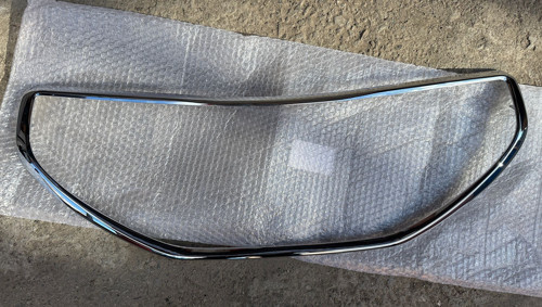 Peugeot 208 Ön Panjur Nıkelajı 2012>